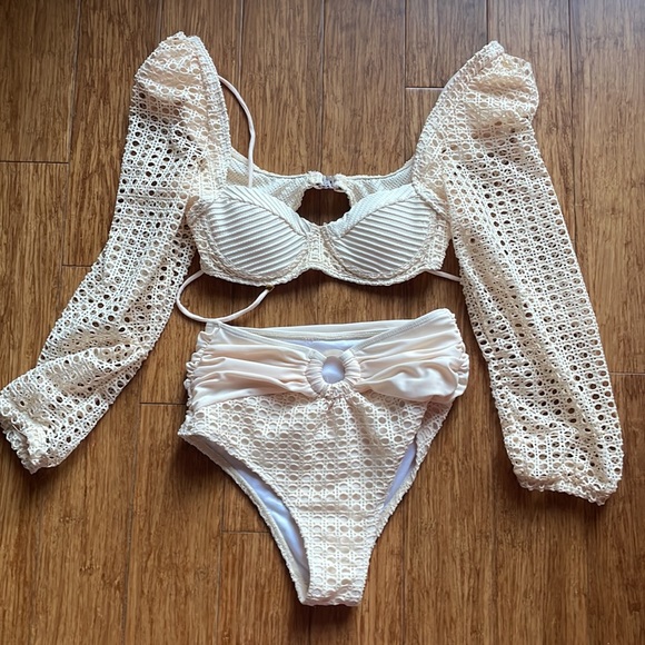 worn once. brand is just for exposure, purchased at local shop - Picture 5 of 9